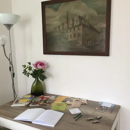 Am Alten Stadtgefaengnis Naumbourg